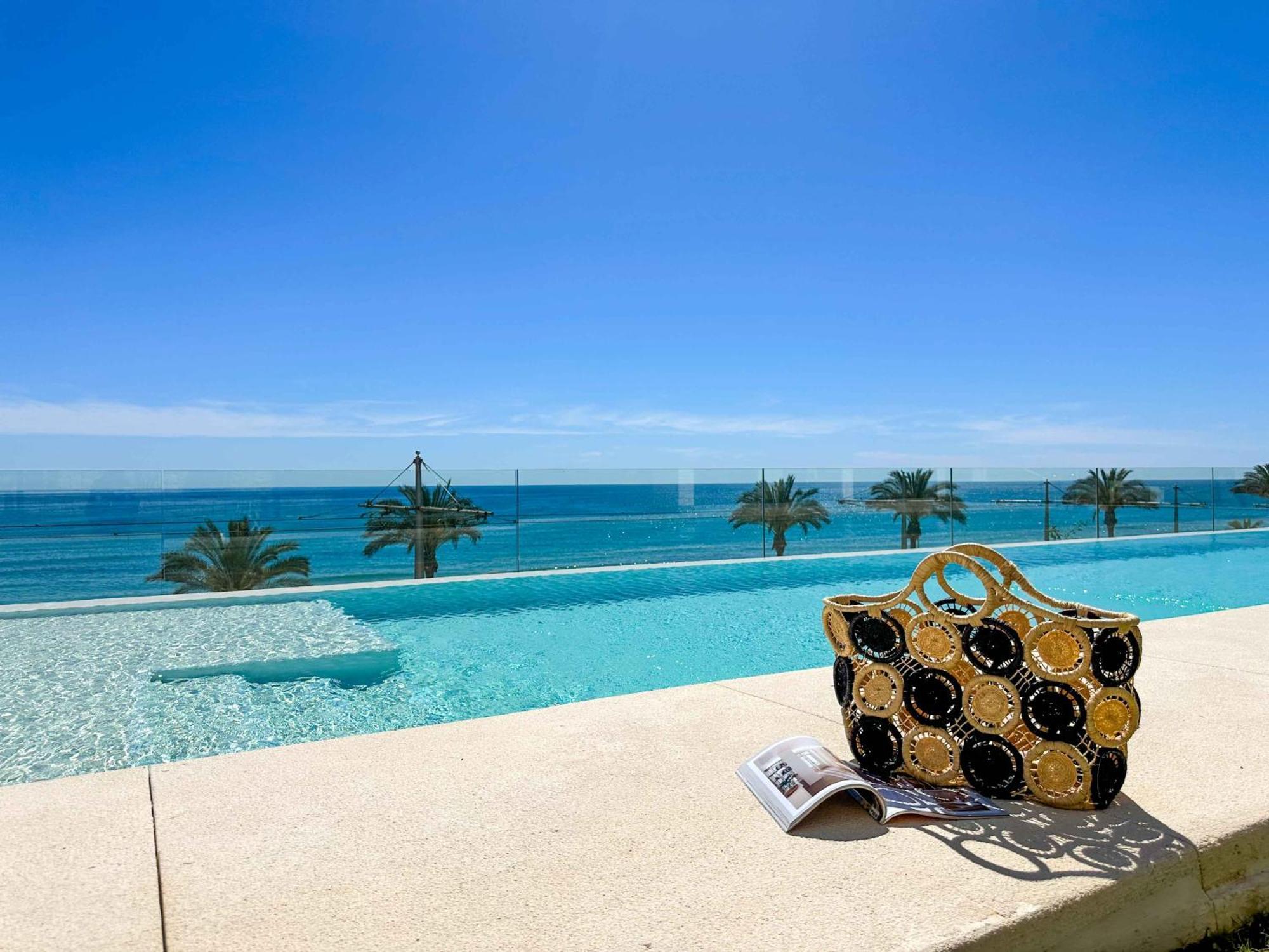 Lantia. Amaneceres De Ensueno Y Piscina Con Vistas Lägenhet El Campello Exteriör bild